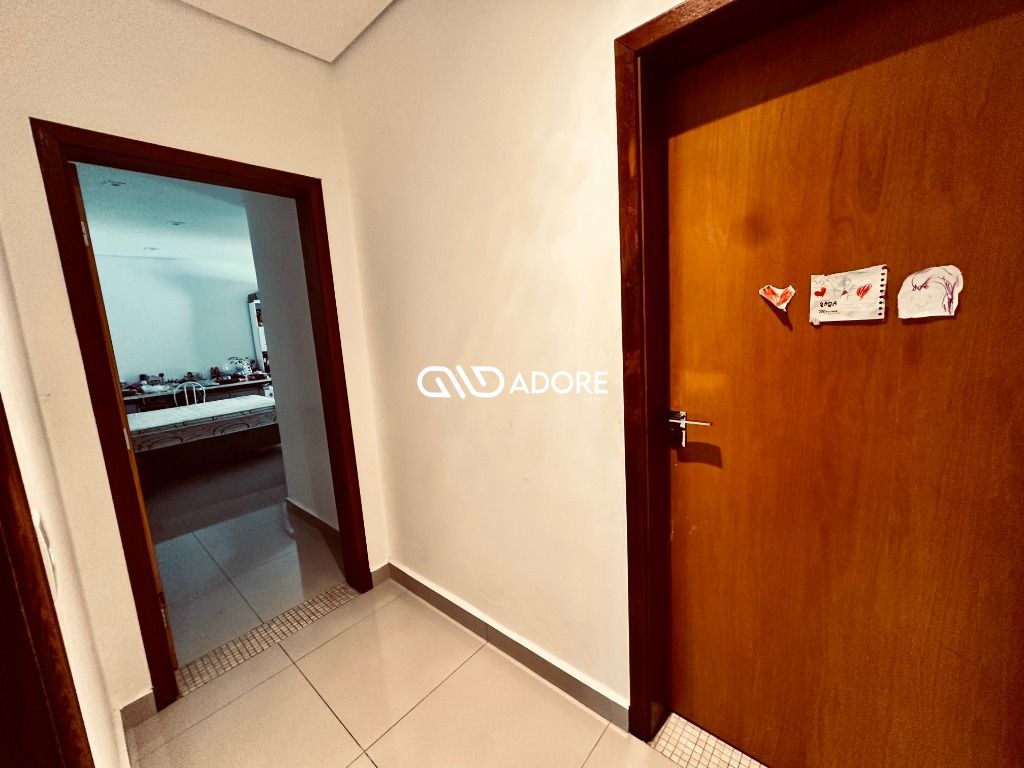 Casa de Condomínio à venda com 3 quartos, 380m² - Foto 14