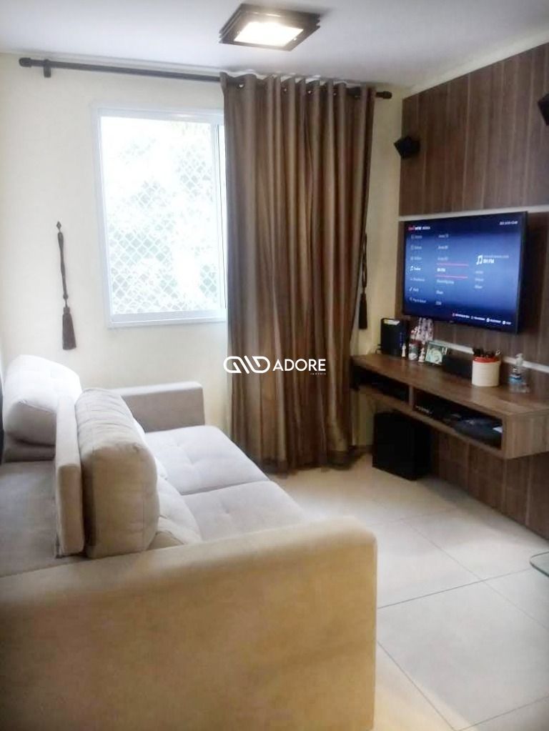 Apartamento à venda com 2 quartos, 45m² - Foto 1