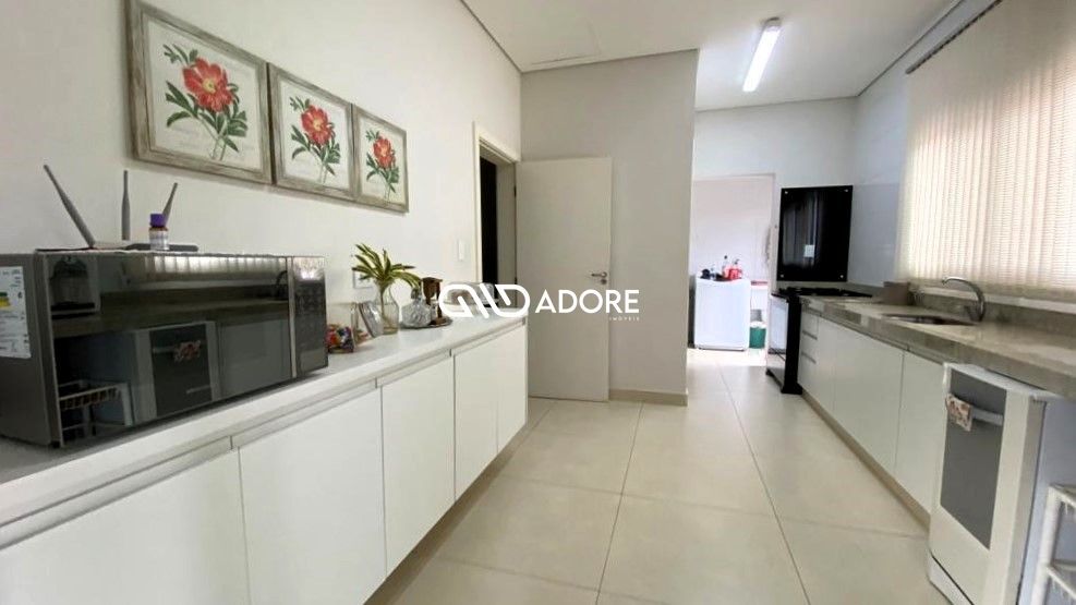 Casa de Condomínio à venda com 3 quartos, 350m² - Foto 5