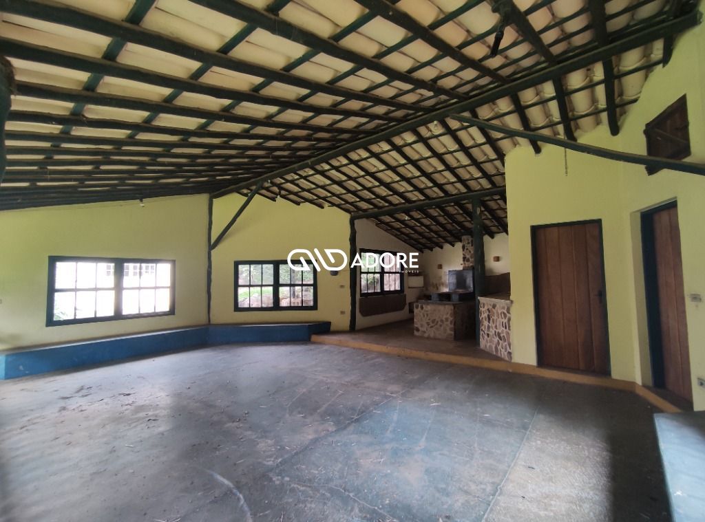 Fazenda à venda com 6 quartos, 240m² - Foto 37