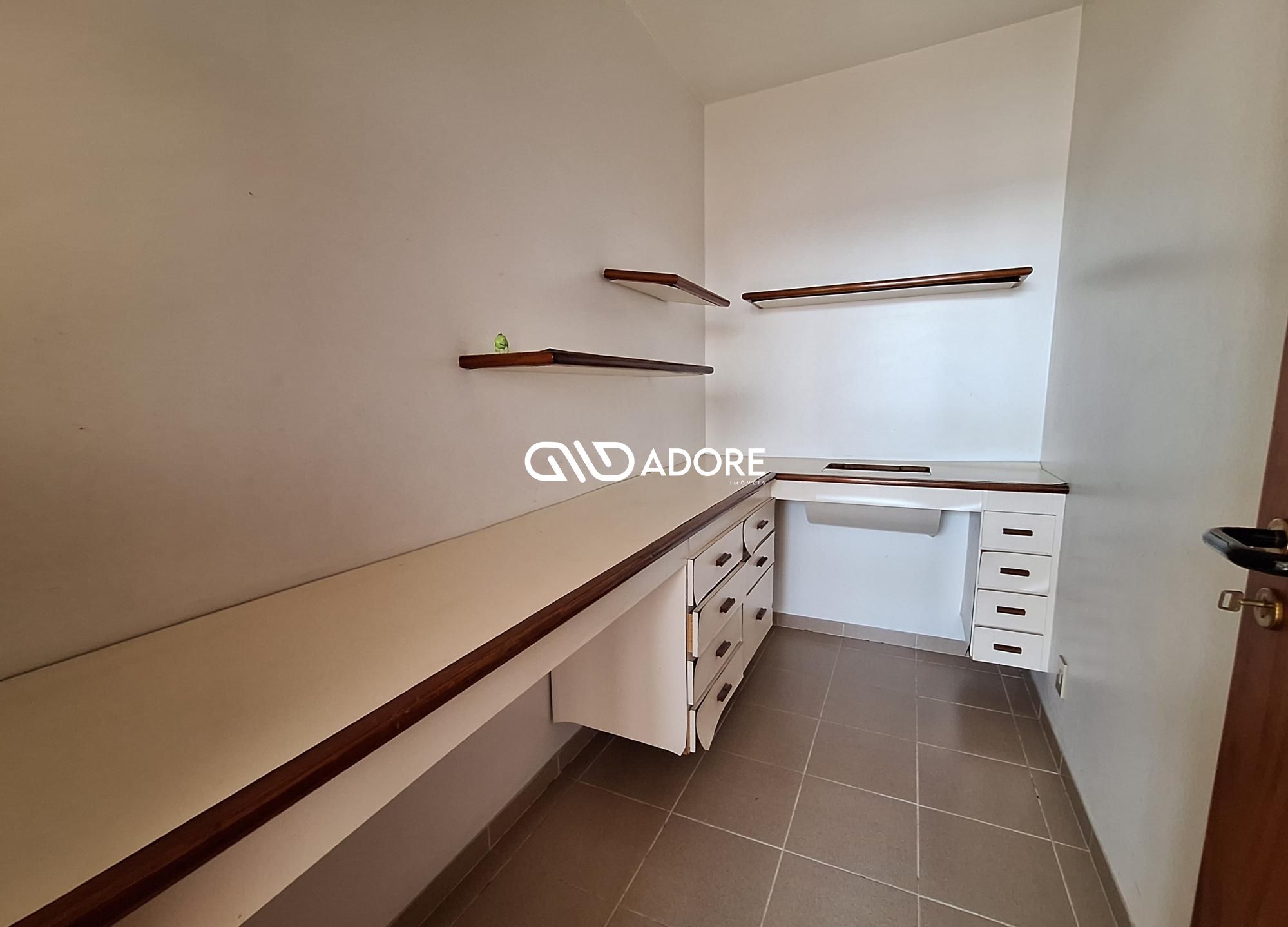 Apartamento para alugar com 4 quartos, 250m² - Foto 29