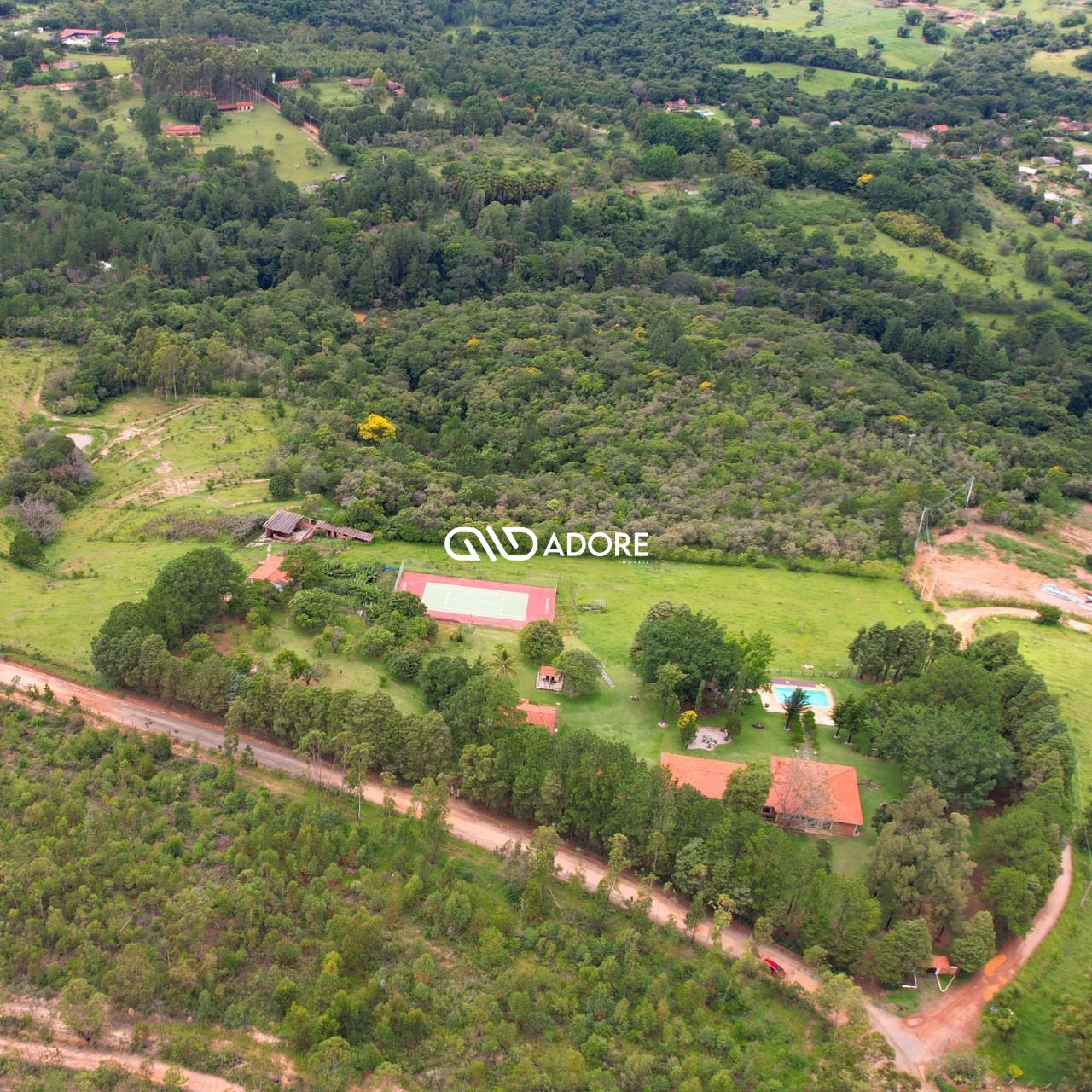 Fazenda à venda com 5 quartos, 5500m² - Foto 42