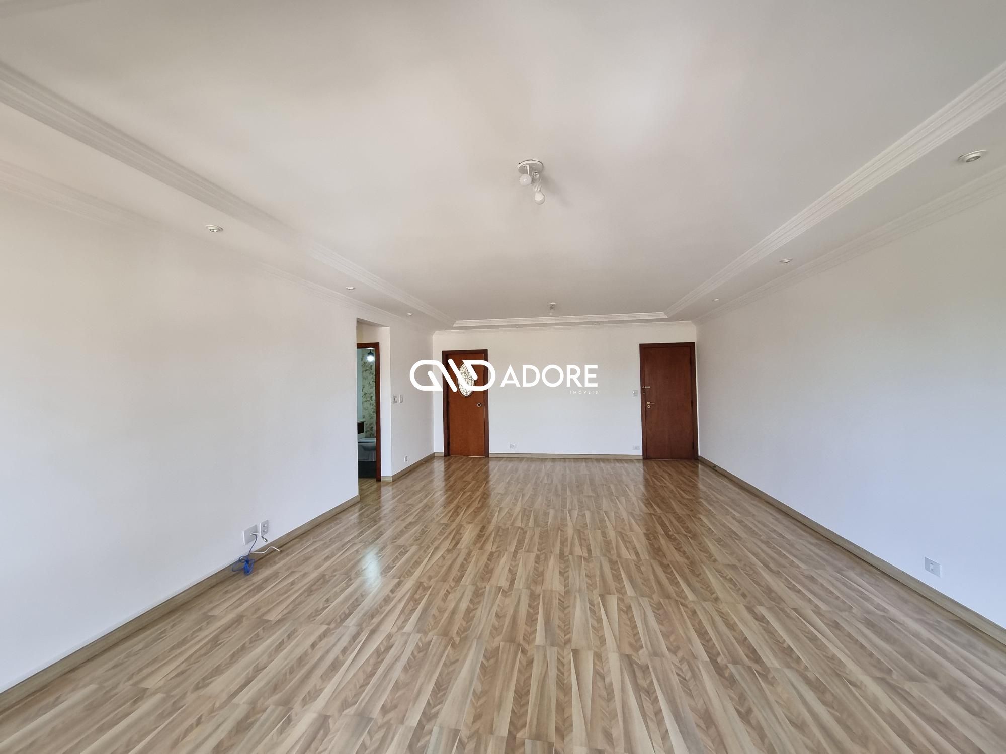 Apartamento à venda e aluguel com 3 quartos, 237m² - Foto 1