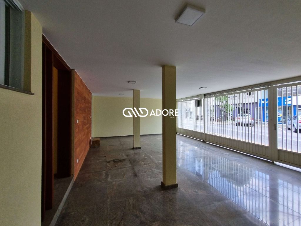 Casa à venda com 3 quartos, 288m² - Foto 59