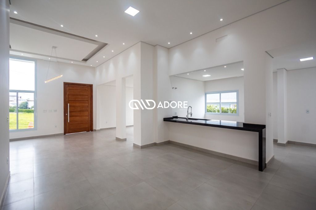 Casa de Condomínio à venda com 3 quartos, 400m² - Foto 5