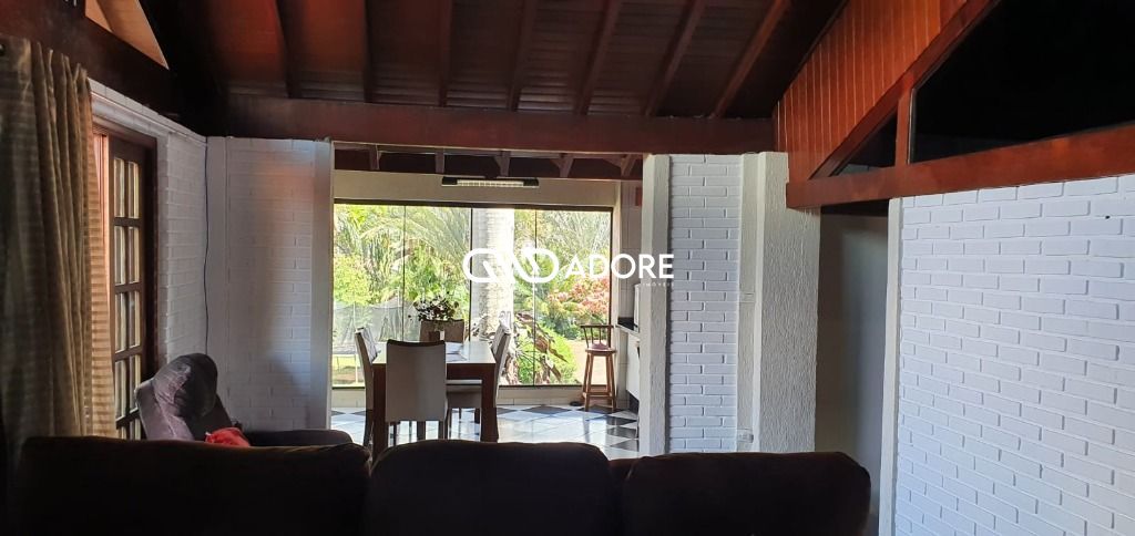 Casa de Condomínio à venda com 3 quartos, 361m² - Foto 6