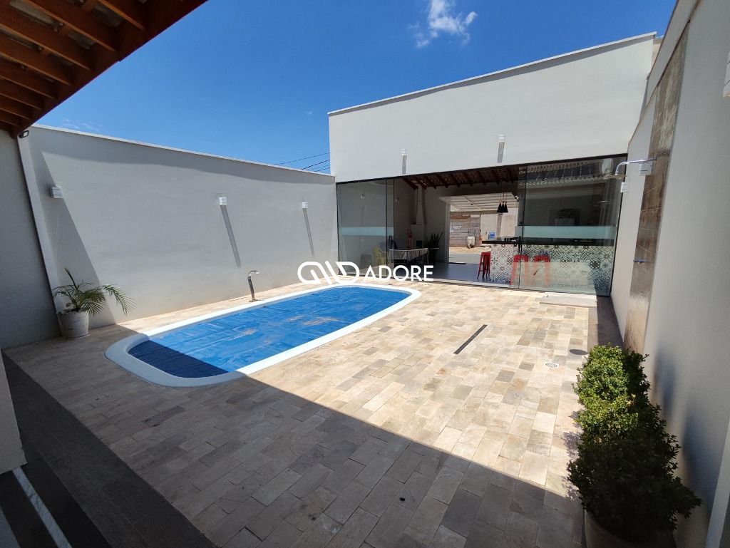 Casa à venda com 1 quarto, 92m² - Foto 1