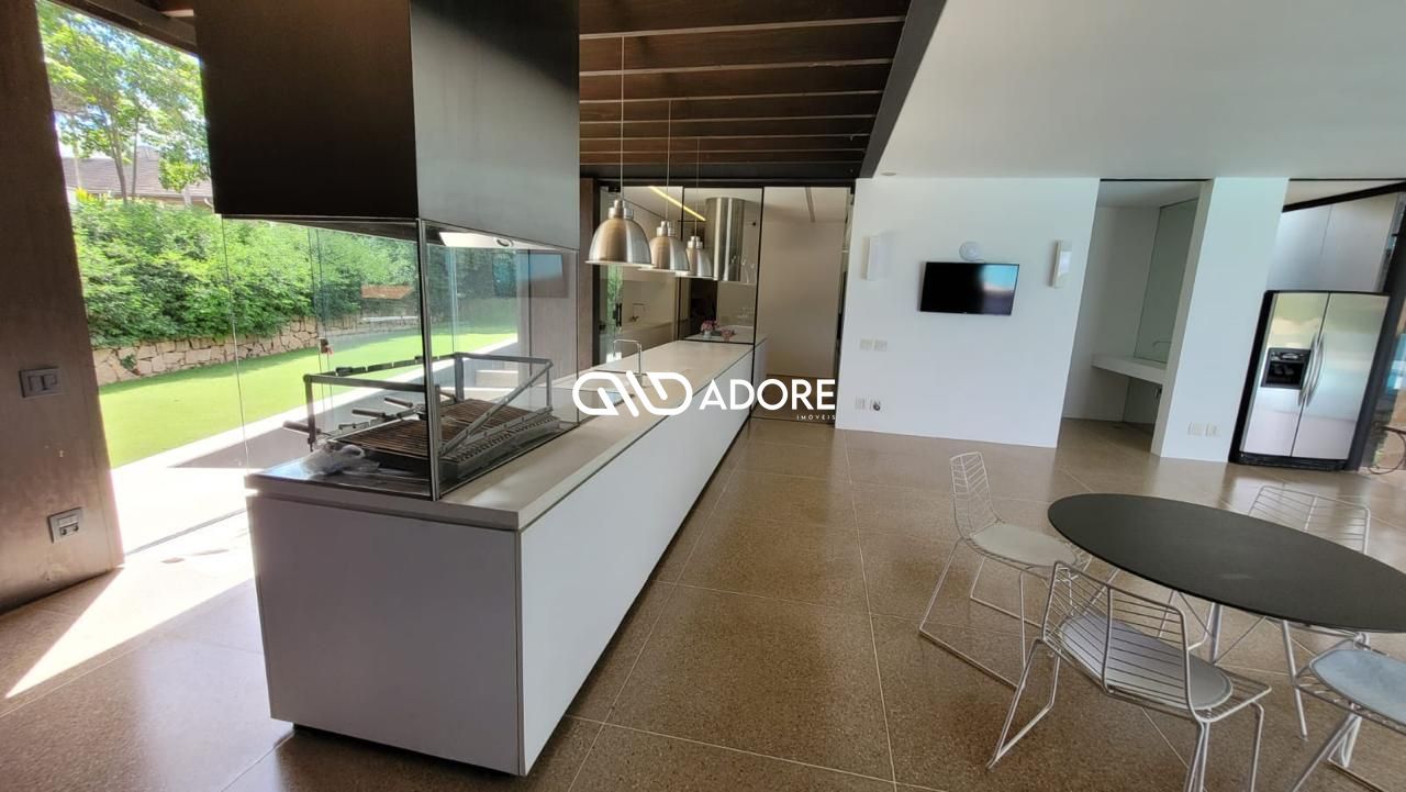 Casa de Condomínio à venda com 5 quartos, 1350m² - Foto 10