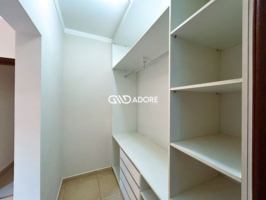 Casa de Condomínio à venda com 3 quartos, 202m² - Foto 11