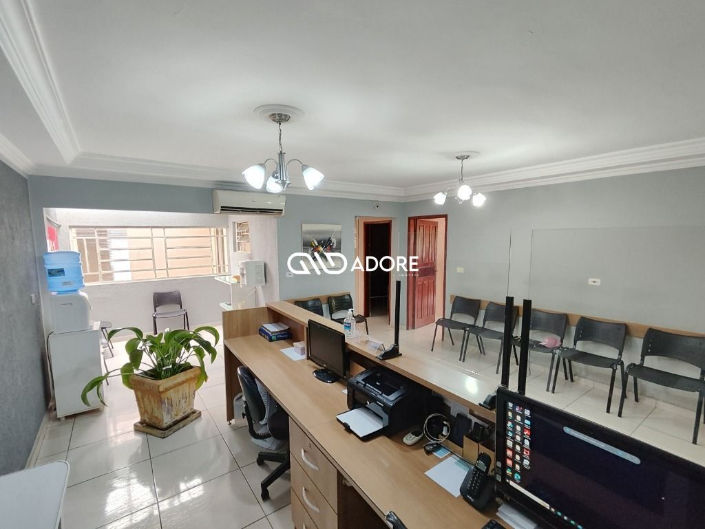 Casa à venda com 1 quarto, 325m² - Foto 9