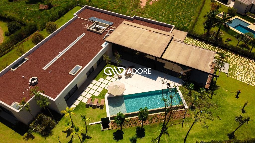 Casa de Condomínio à venda com 5 quartos, 720m² - Foto 1