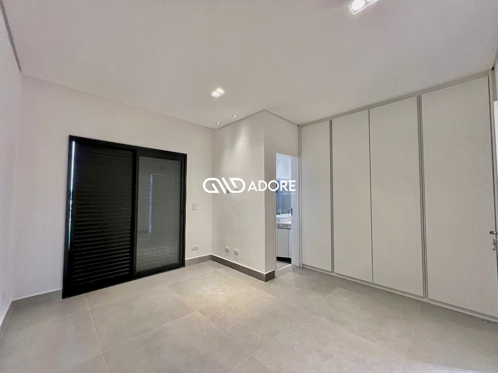 Casa de Condomínio à venda e aluguel com 3 quartos, 200m² - Foto 17