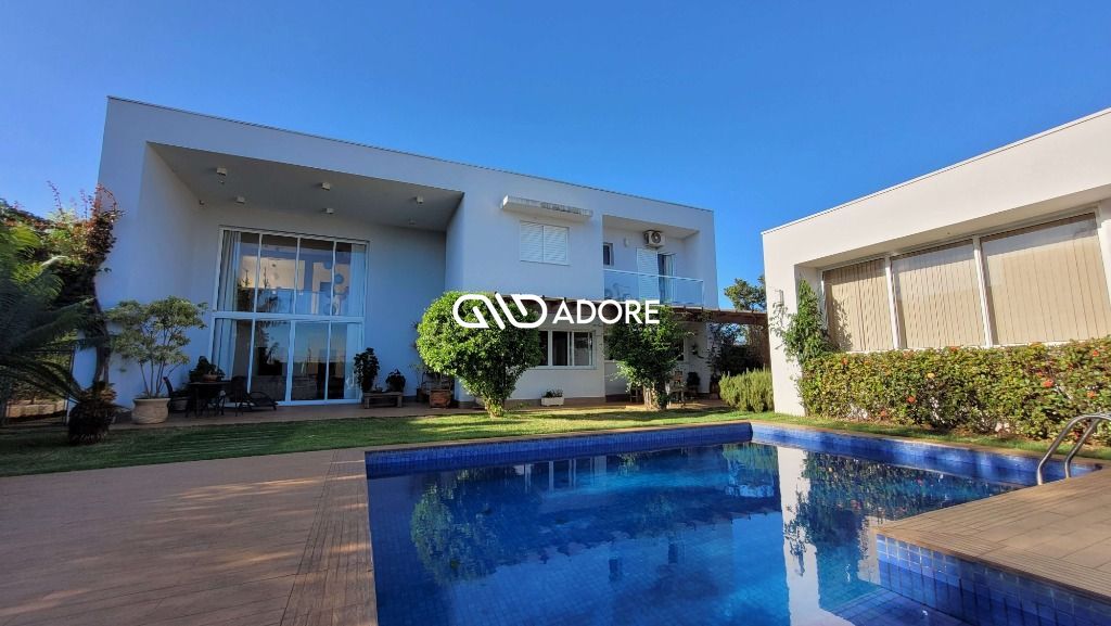 Casa de Condomínio à venda com 5 quartos, 440m² - Foto 1