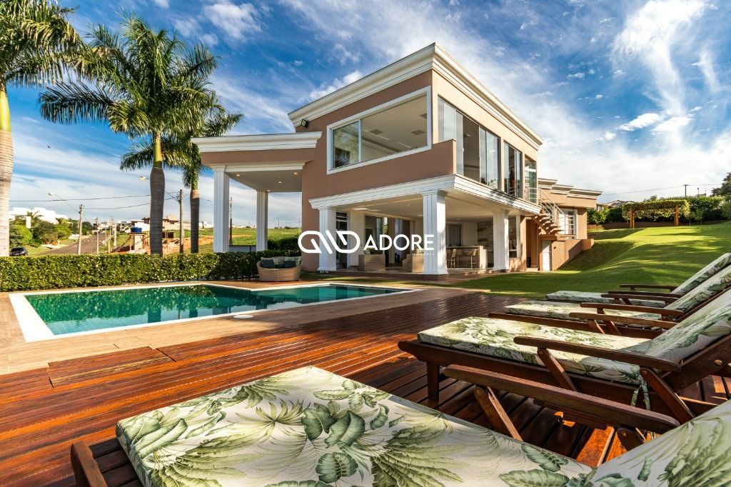 Casa de Condomínio à venda com 4 quartos, 376m² - Foto 1