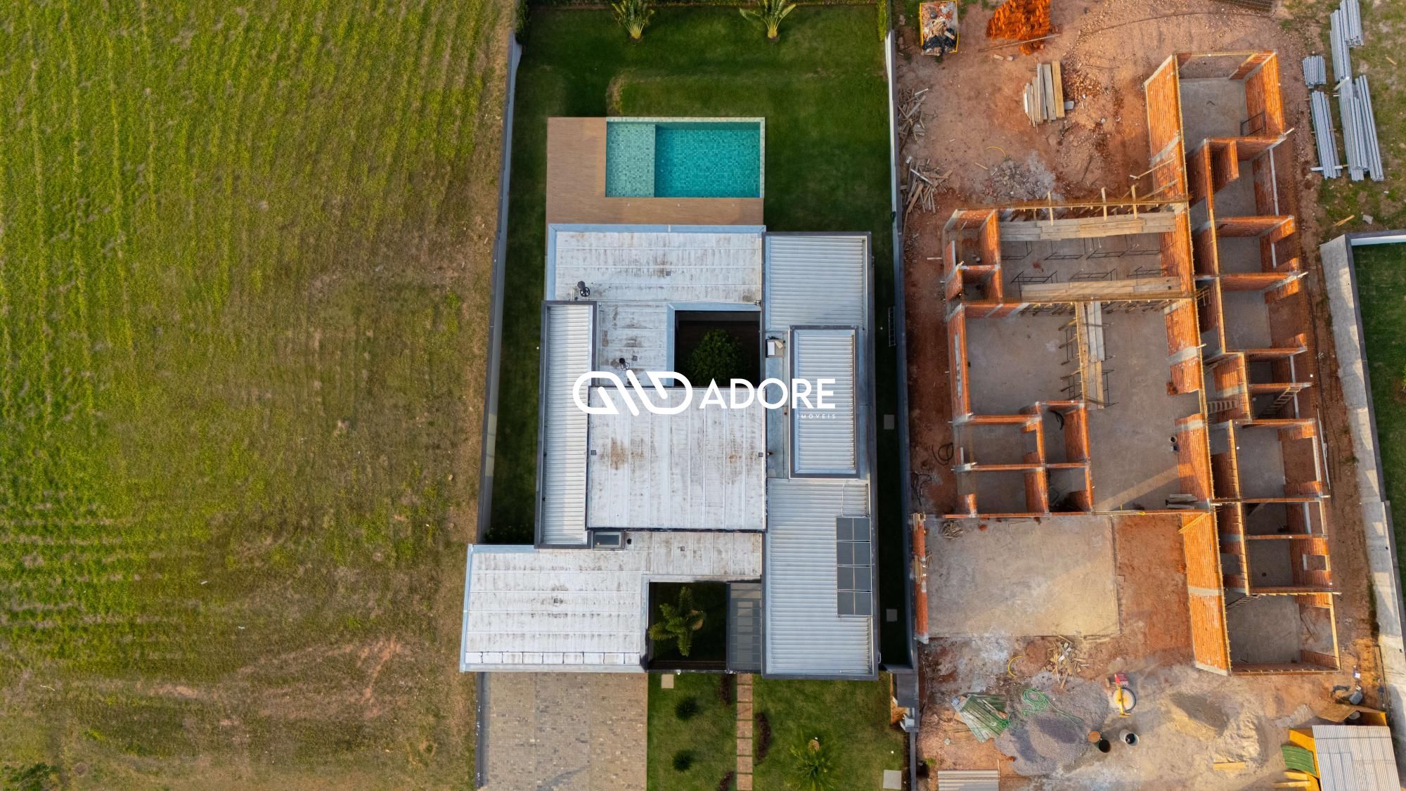 Casa de Condomínio à venda com 4 quartos, 295m² - Foto 30