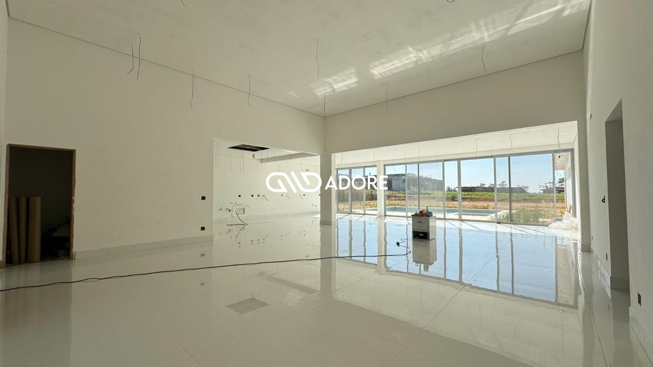 Casa de Condomínio à venda com 5 quartos, 600m² - Foto 2