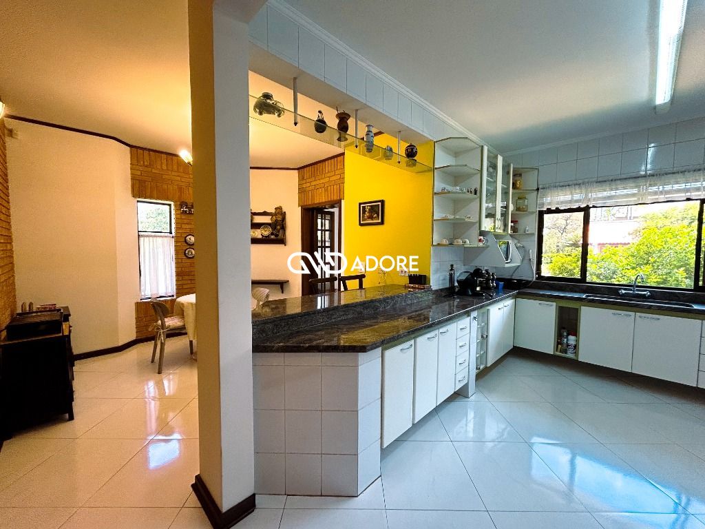 Casa de Condomínio à venda com 4 quartos, 400m² - Foto 9