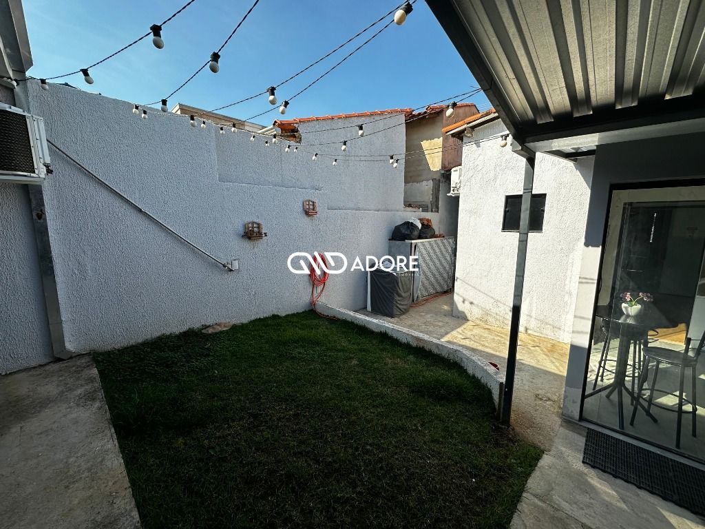 Casa à venda com 2 quartos, 104m² - Foto 8