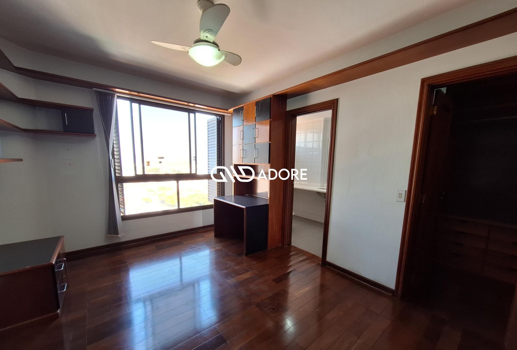 Apartamento para alugar com 4 quartos, 250m² - Foto 22