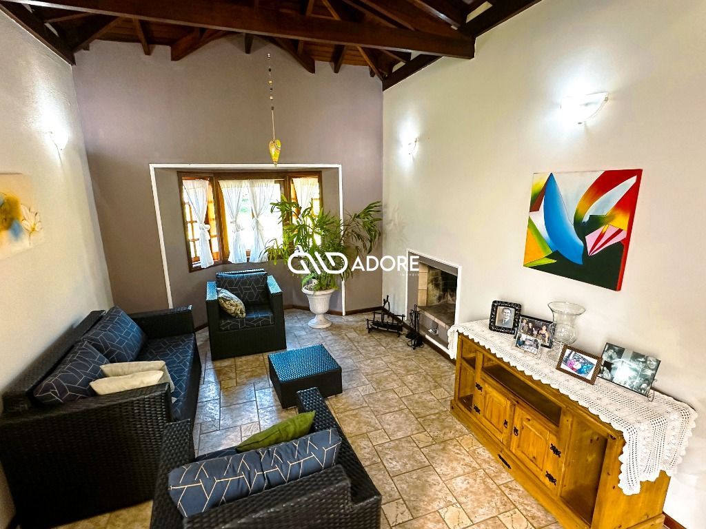 Casa de Condomínio à venda com 3 quartos, 600m² - Foto 18