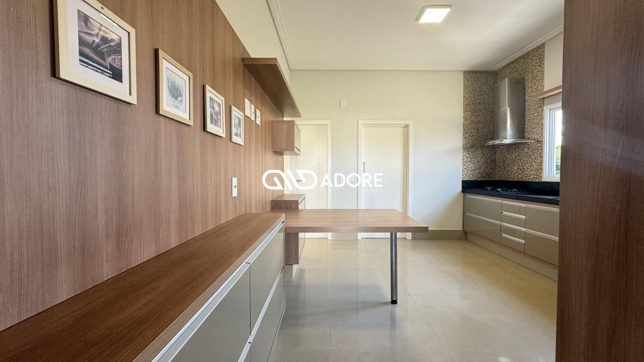 Casa de Condomínio à venda com 4 quartos, 350m² - Foto 8