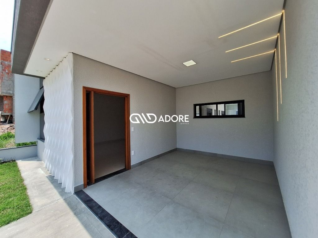 Casa à venda com 3 quartos, 141m² - Foto 2