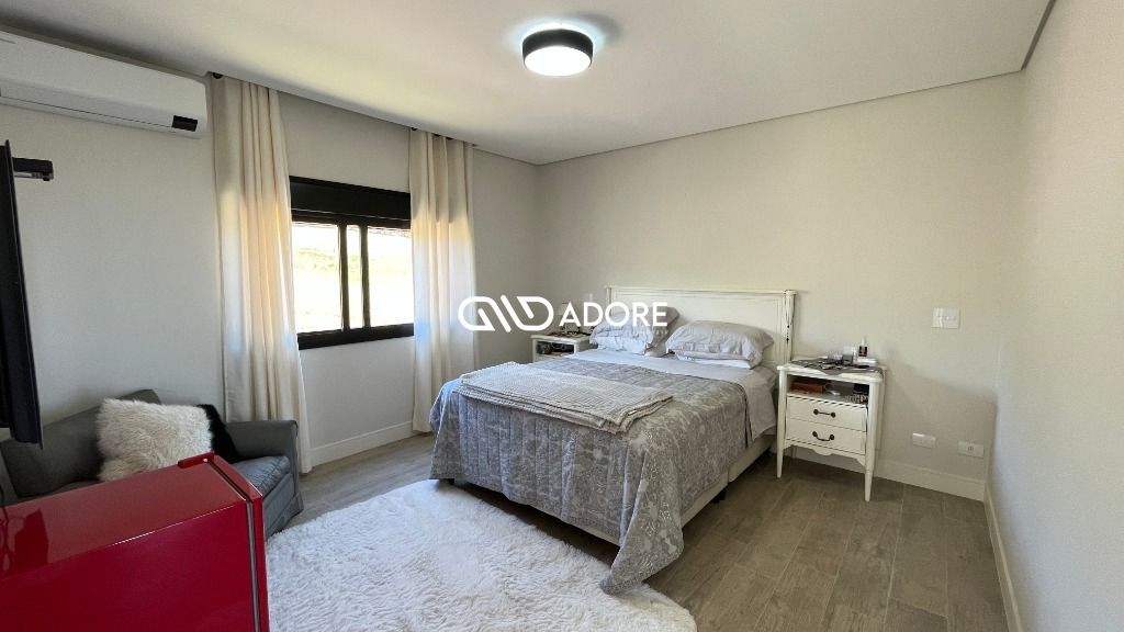 Casa de Condomínio à venda com 5 quartos, 362m² - Foto 29