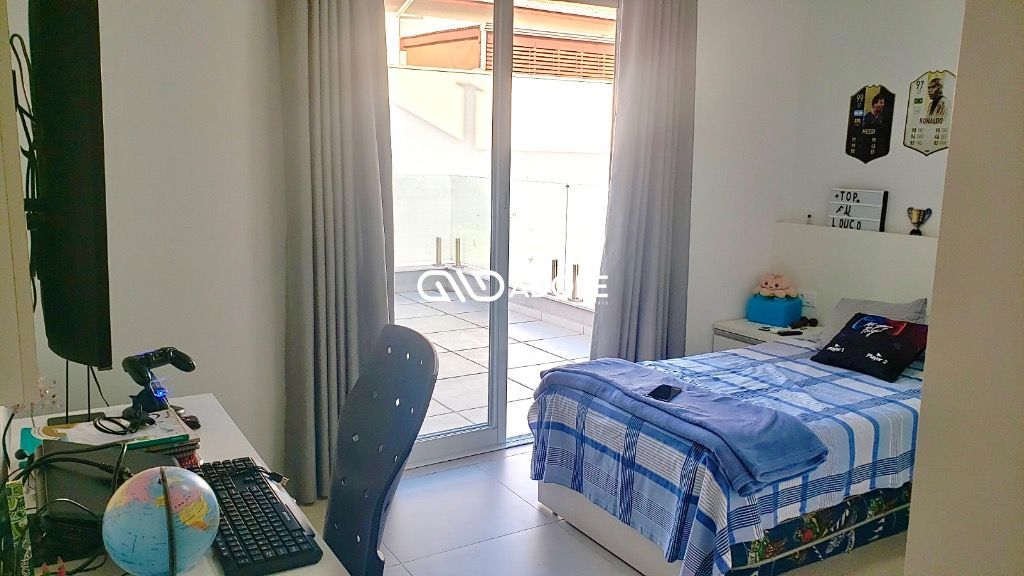 Casa de Condomínio à venda com 4 quartos, 258m² - Foto 10