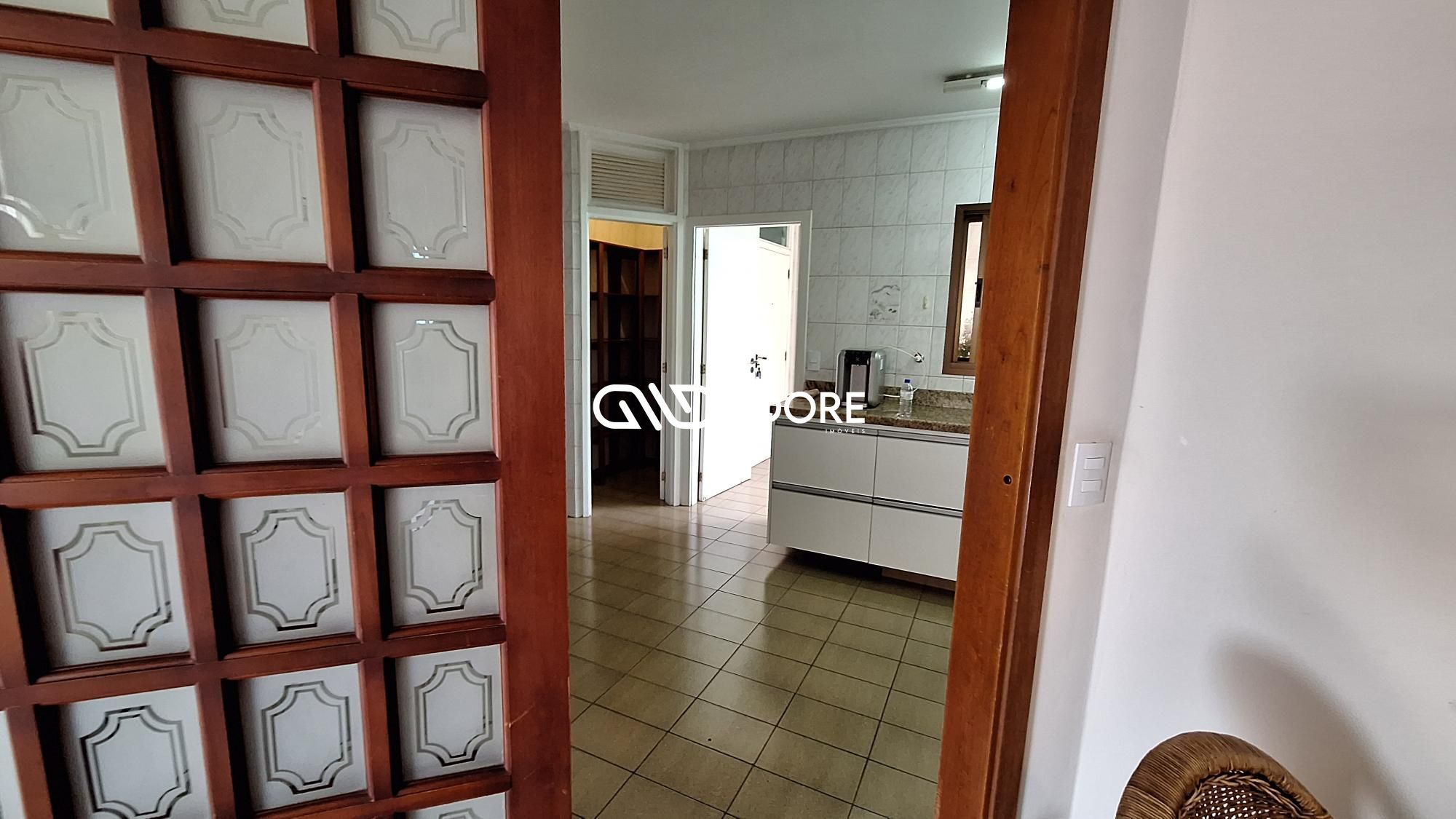 Apartamento à venda com 4 quartos, 142m² - Foto 7