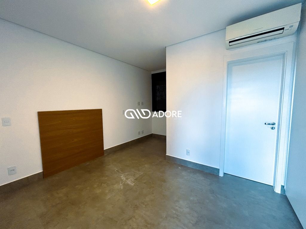 Casa de Condomínio para alugar com 3 quartos, 321m² - Foto 32