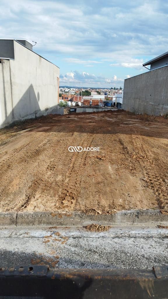 Terreno à venda, 200m² - Foto 1