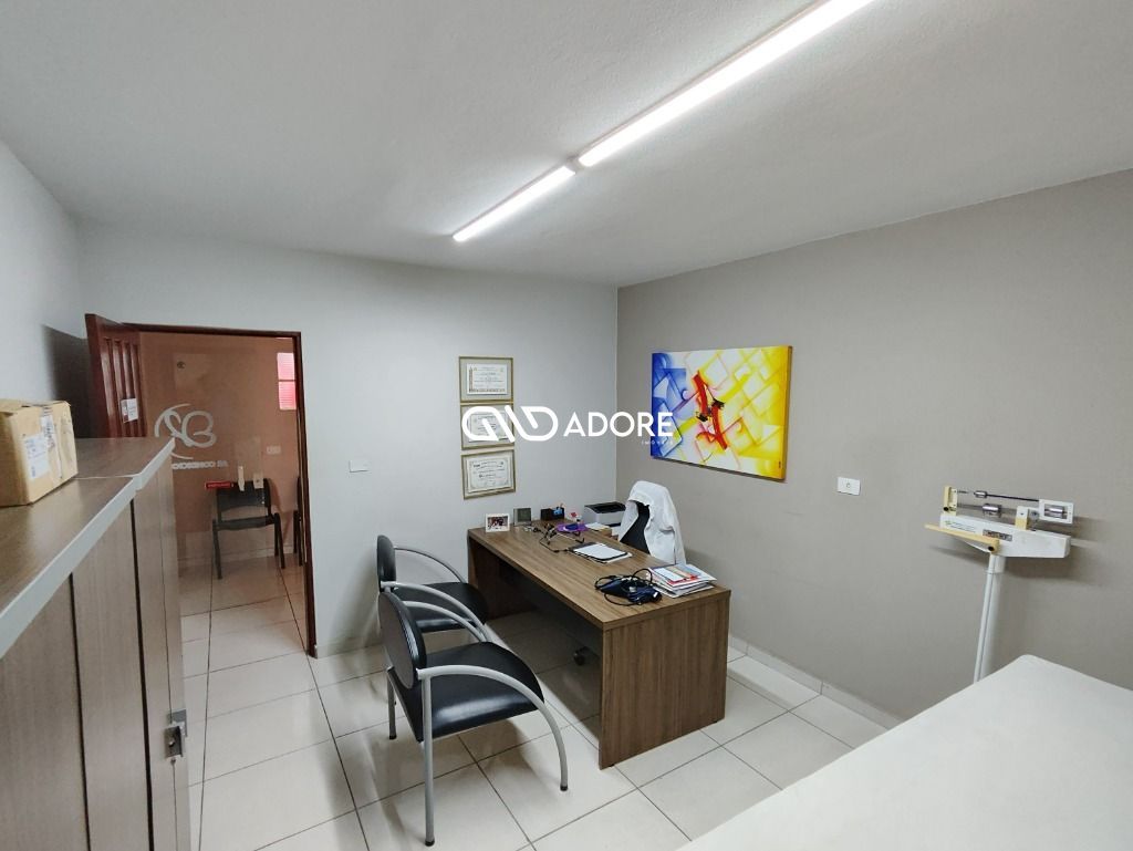 Casa à venda com 1 quarto, 325m² - Foto 18