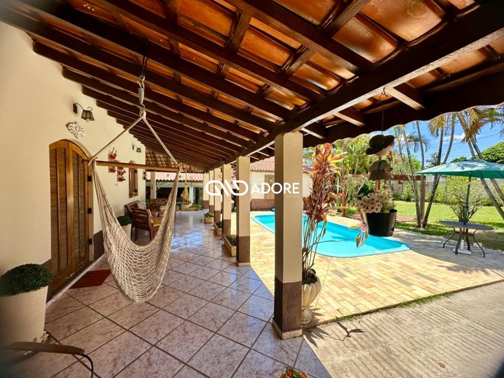 Casa de Condomínio à venda com 4 quartos, 254m² - Foto 3