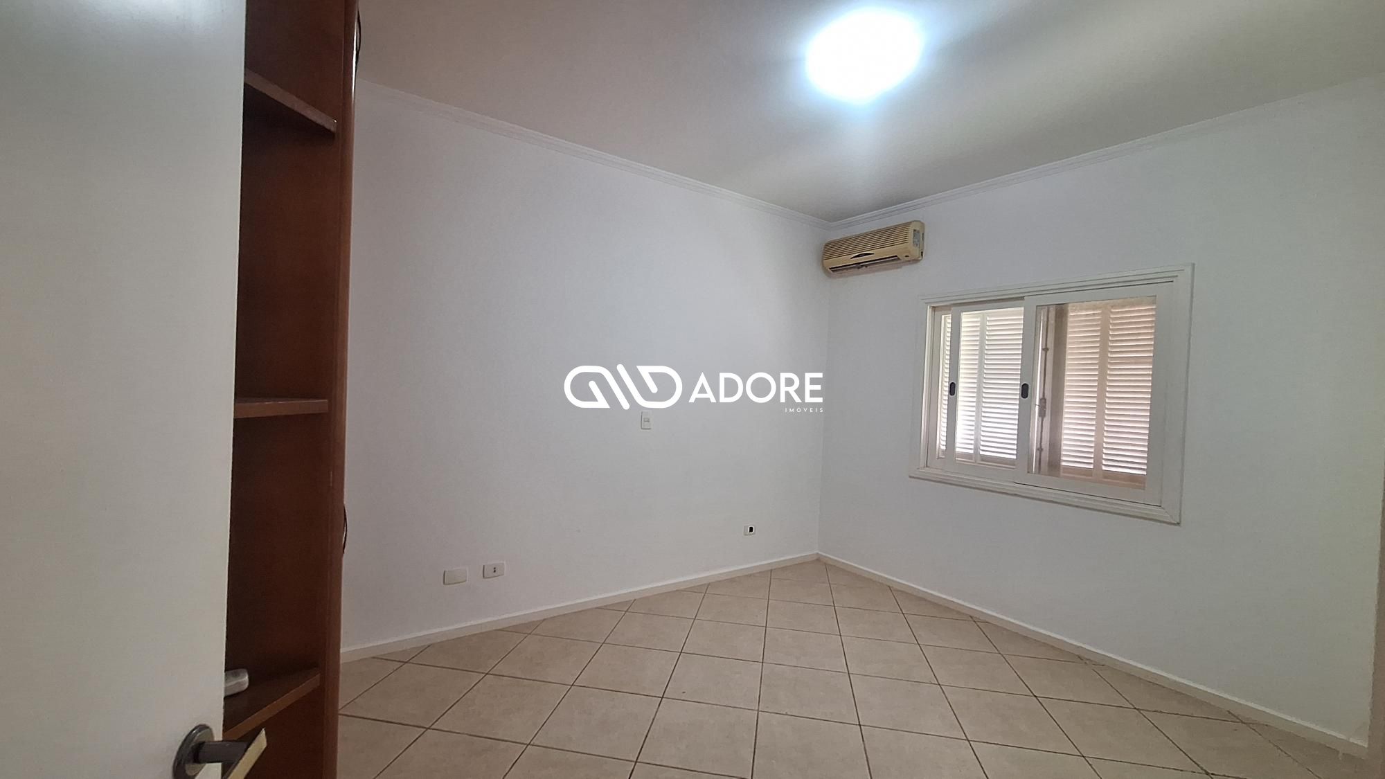 Casa de Condomínio à venda com 4 quartos, 270m² - Foto 16