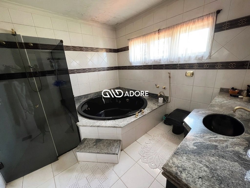 Casa de Condomínio à venda com 4 quartos, 888m² - Foto 23