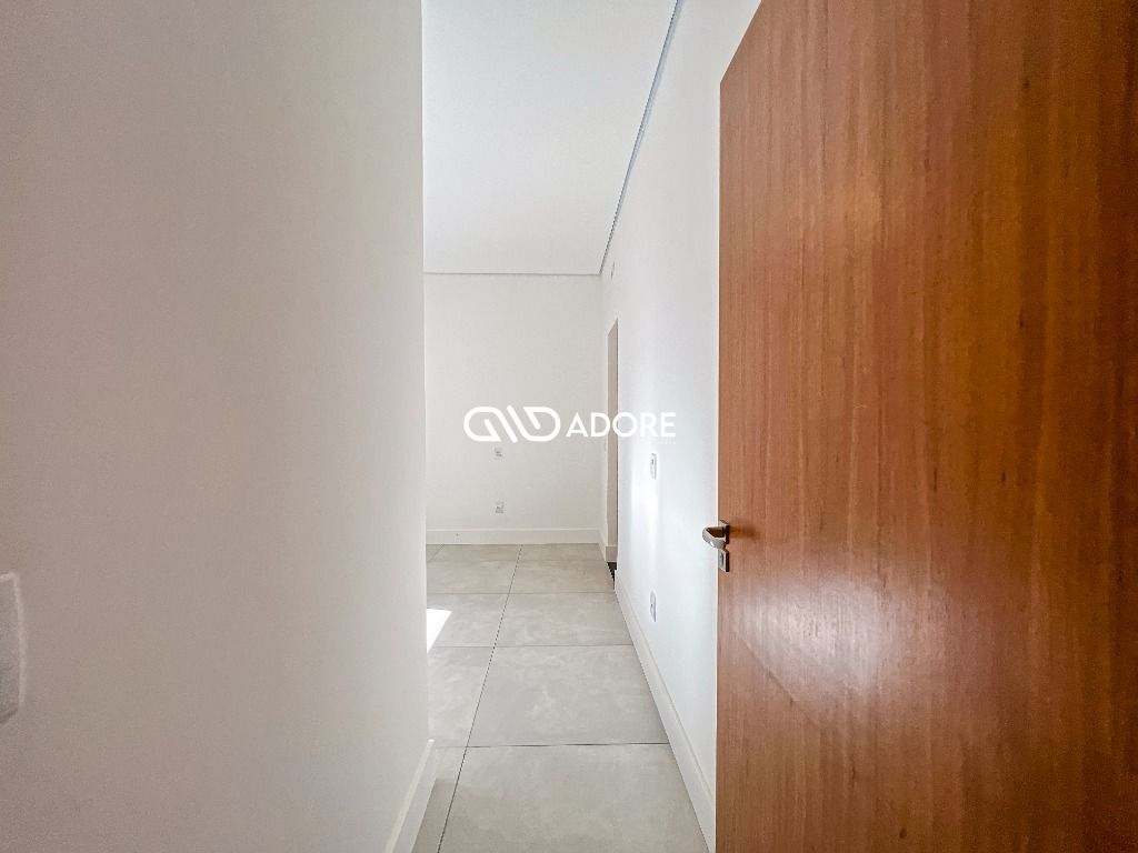 Casa de Condomínio à venda com 3 quartos, 250m² - Foto 42