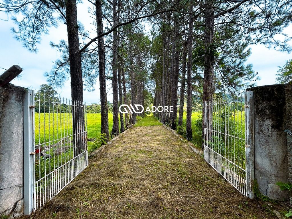 Sítio à venda com 12 quartos, 1000m² - Foto 1