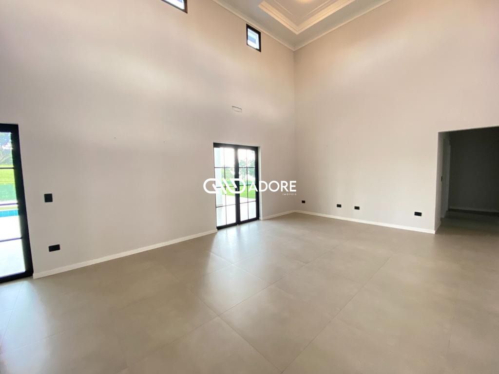 Casa de Condomínio à venda com 4 quartos, 358m² - Foto 3