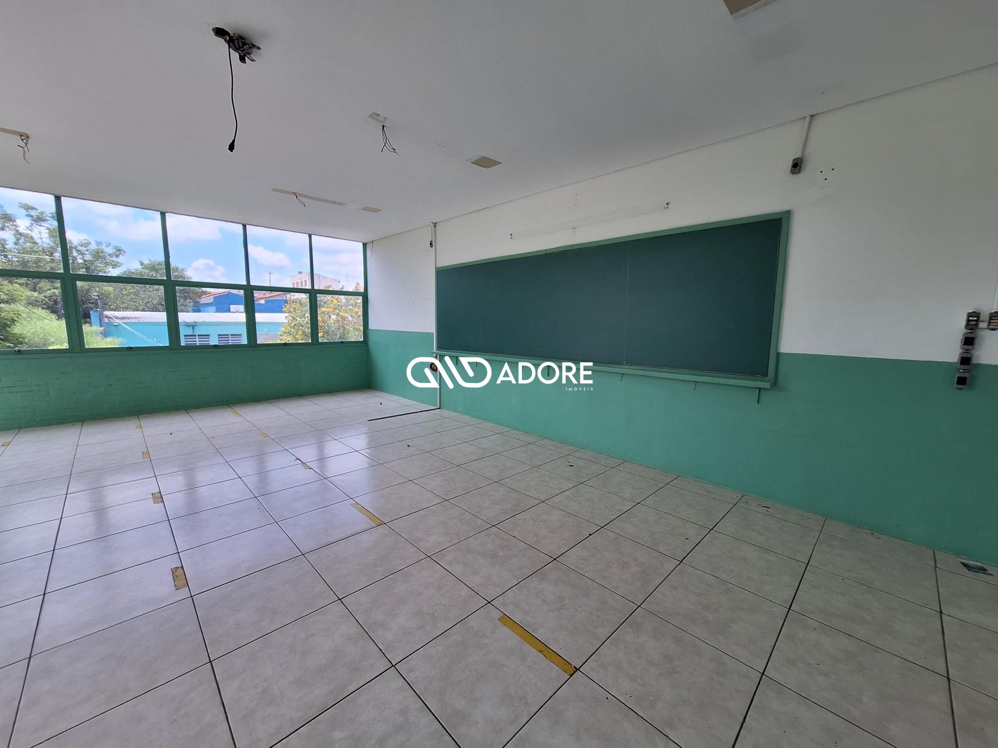Prédio Inteiro para alugar com 26 quartos, 311m² - Foto 69