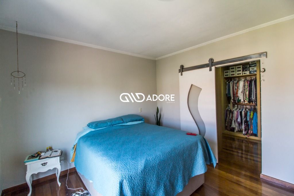 Casa de Condomínio à venda com 4 quartos, 318m² - Foto 13