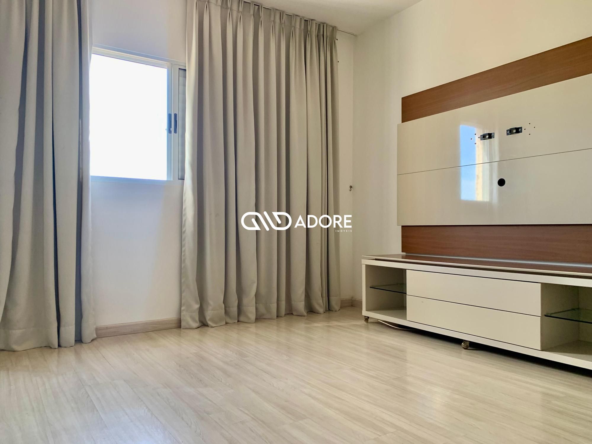 Apartamento para alugar com 3 quartos, 135m² - Foto 26