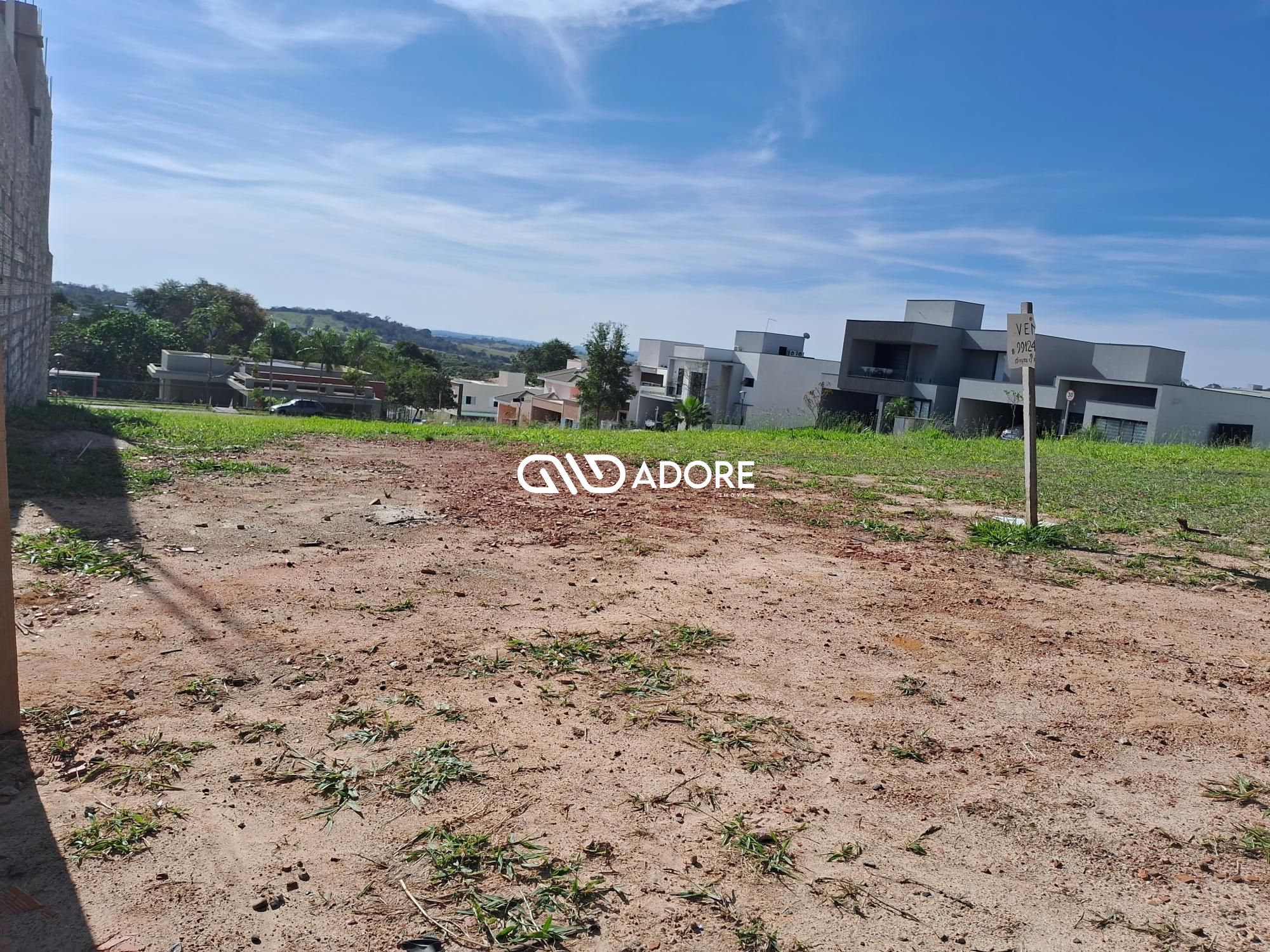 Terreno à venda, 360m² - Foto 1