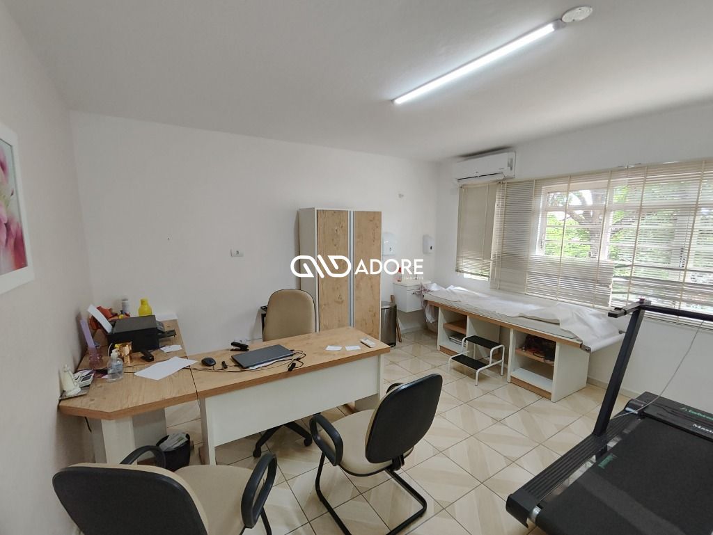 Casa à venda com 1 quarto, 325m² - Foto 27