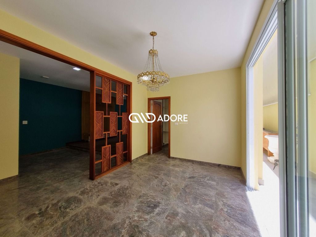 Casa à venda com 3 quartos, 288m² - Foto 23