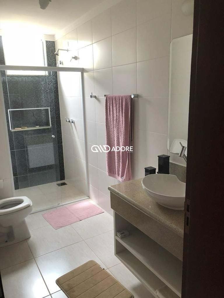 Casa de Condomínio à venda com 5 quartos, 550m² - Foto 27