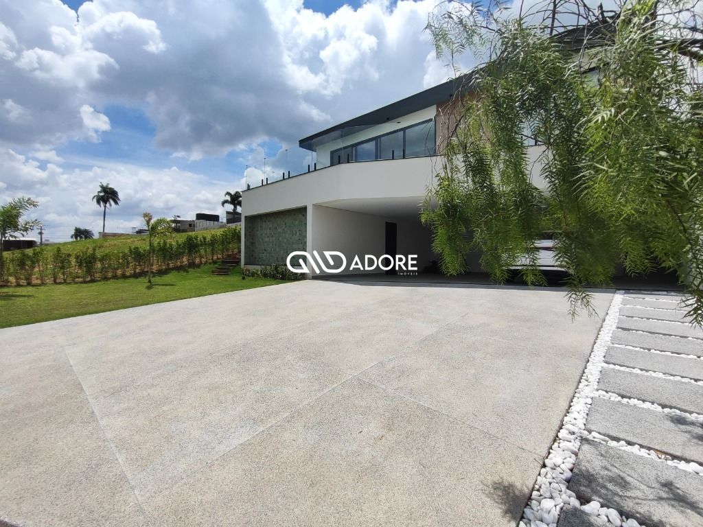 Casa de Condomínio à venda com 3 quartos, 240m² - Foto 3