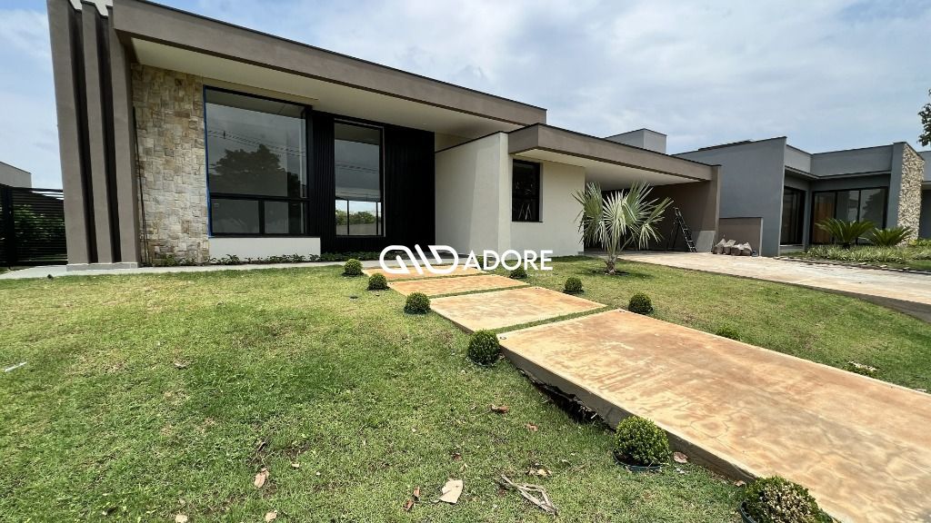 Casa de Condomínio à venda com 4 quartos, 364m² - Foto 2