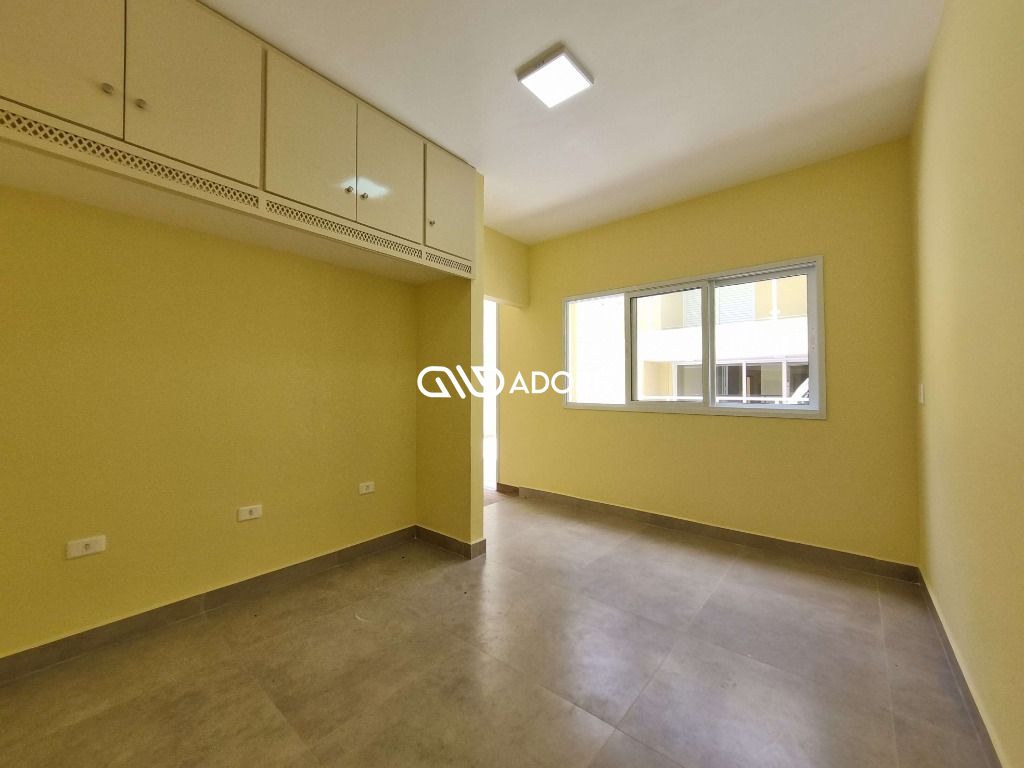 Casa à venda com 3 quartos, 288m² - Foto 10