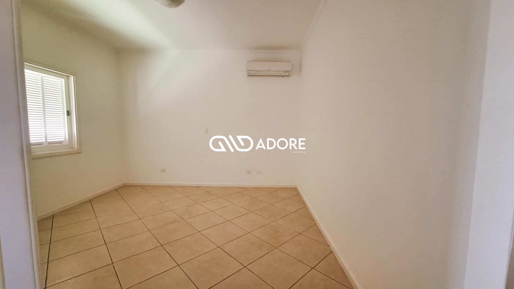 Casa de Condomínio à venda com 4 quartos, 270m² - Foto 12