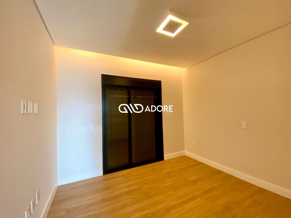 Casa de Condomínio à venda com 3 quartos, 362m² - Foto 18